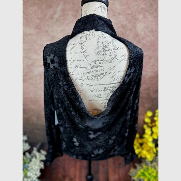 1. State High Neck Open Back Long Sleeve Blouse Rich Black M - Picture 14 of 16